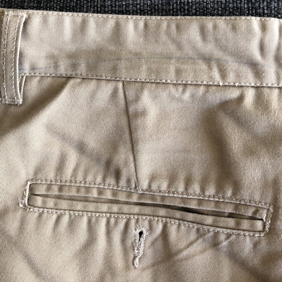 Khaki shorts - Picture 5 of 6